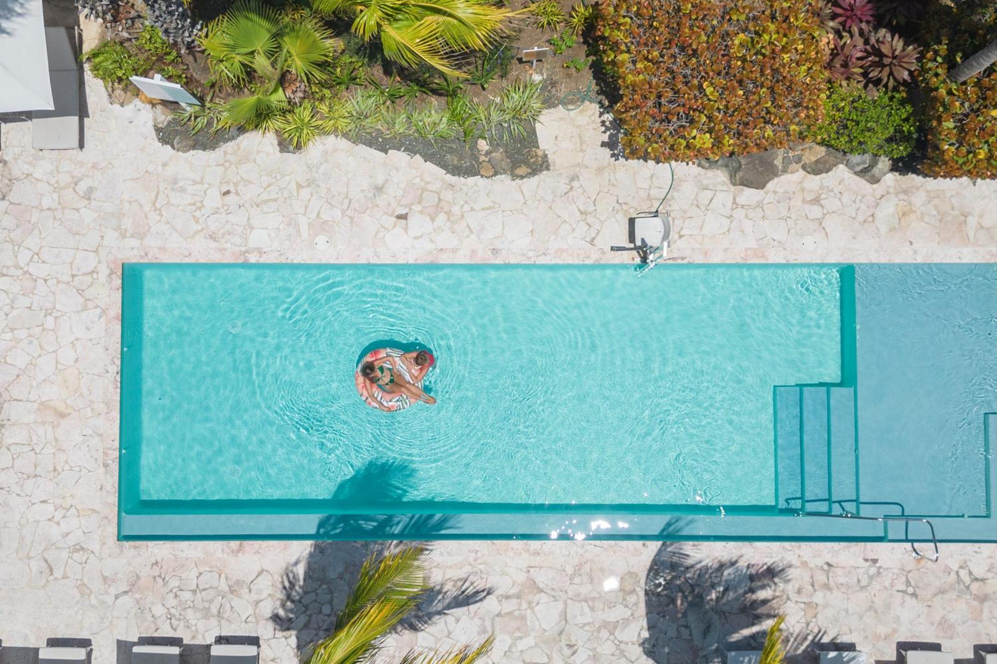 Dolphin Suites&Wellness Willemstad Exterior foto