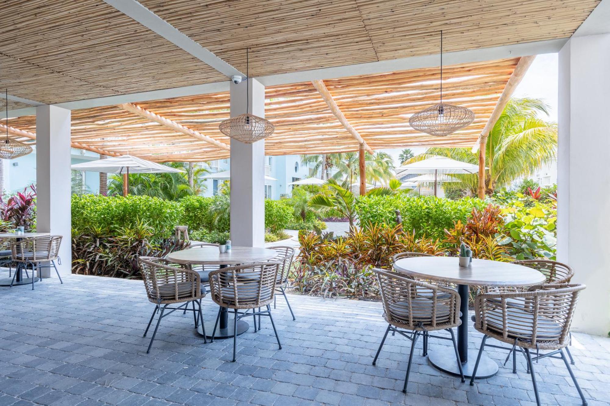 Dolphin Suites&Wellness Willemstad Exterior foto