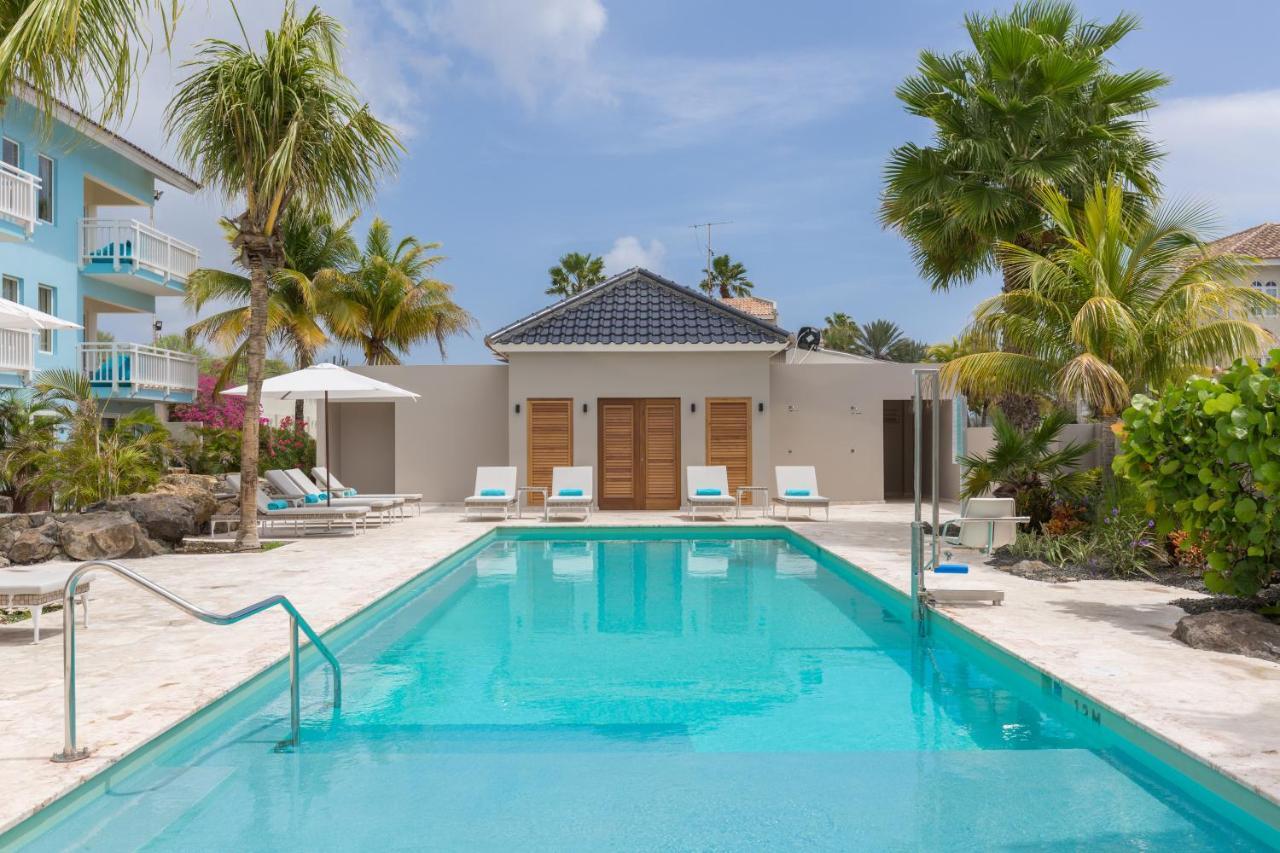 Dolphin Suites&Wellness Willemstad Exterior foto
